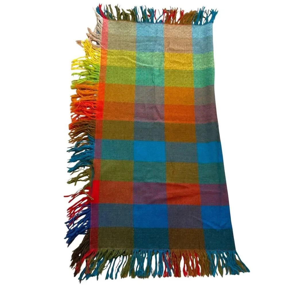 Unbranded bright squares